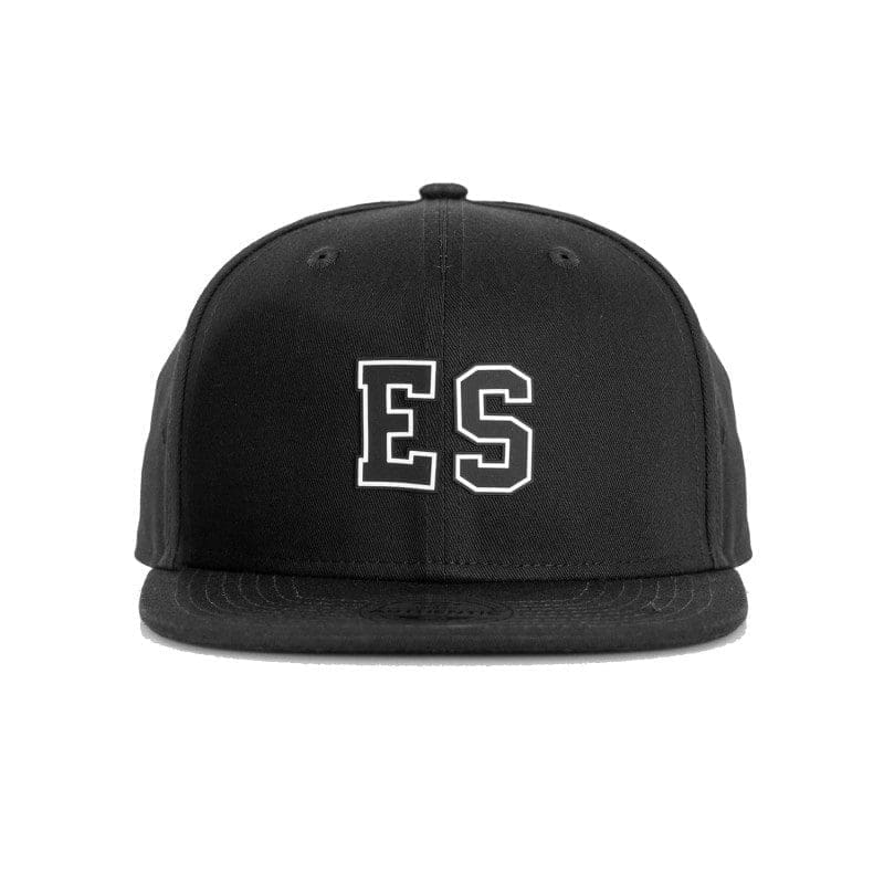 Umbro El Salvador Flat Snap Back Hat Black/White